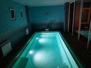 Мини-отель Версаль Адлер Двухместный номер с 2 отдельными кроватями-8