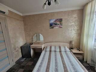 Мини-отель Версаль Адлер Двухместный номер с 1 кроватью и видом на парк-5