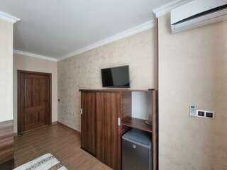 Мини-отель Версаль Адлер Двухместный номер с 1 кроватью и видом на парк-7