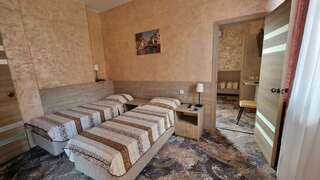 Мини-отель Версаль Адлер Апартаменты с 2 спальнями-6