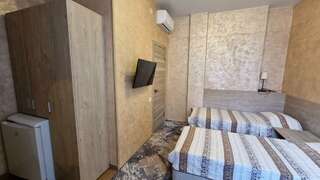 Мини-отель Версаль Адлер Апартаменты с 2 спальнями-7