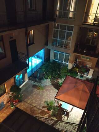 Мини-отель Версаль Адлер-0